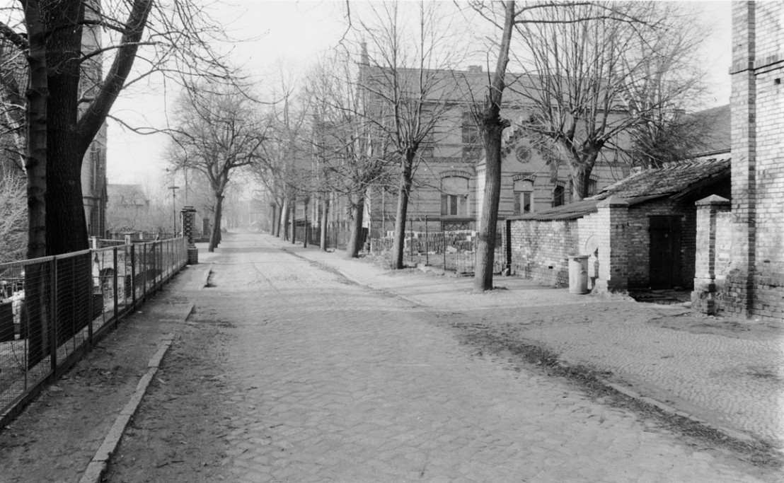 Historische Straße in Annahütte